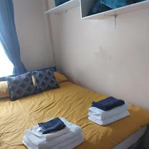 Apartment Sandyrise Holiday Lets